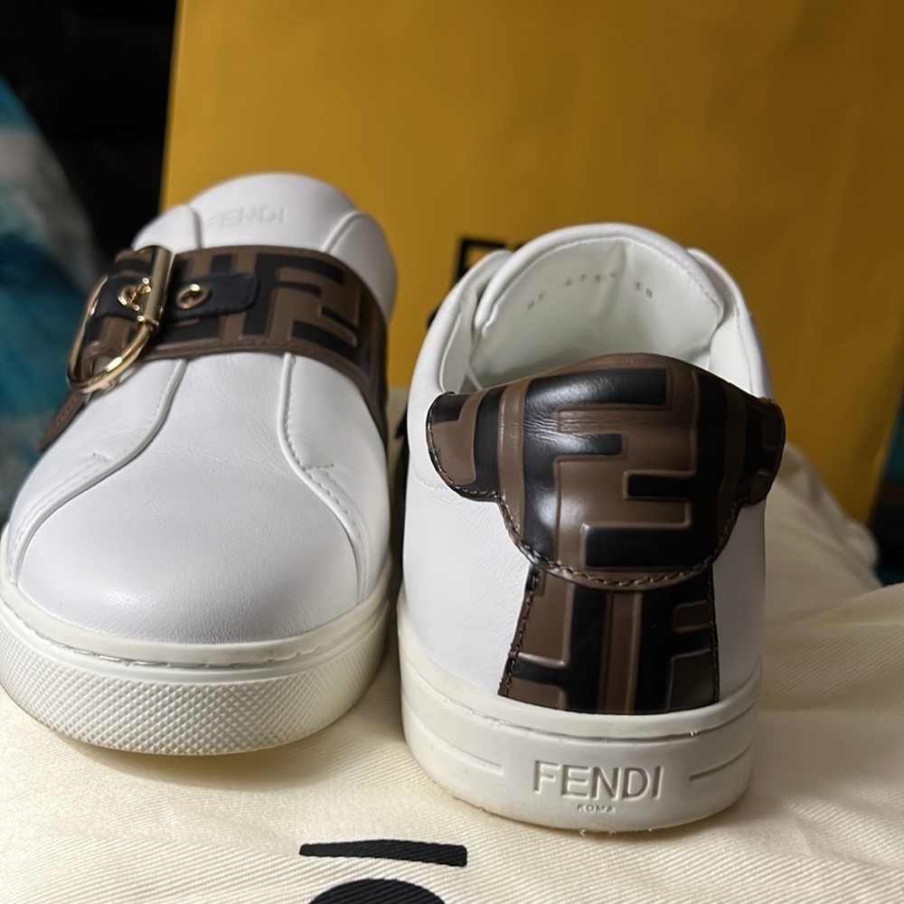 Fendi Roma - Picture 4 of 4